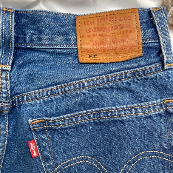Levi's 501 Shorts in Indigo Blue - Picture 2 of 5